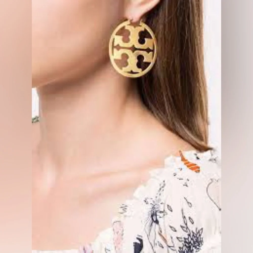 Tory Burch Authentic Miller Matte Gold Hoop Earrings